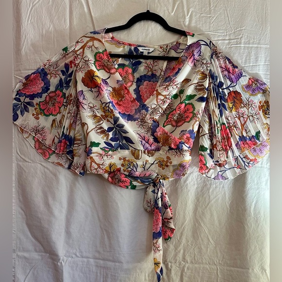 Express Multicolor Floral Wrap Blouse EUC - Picture 1 of 7